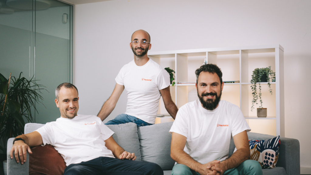 Software de RH: por que escolher a Factorial? | Factorial